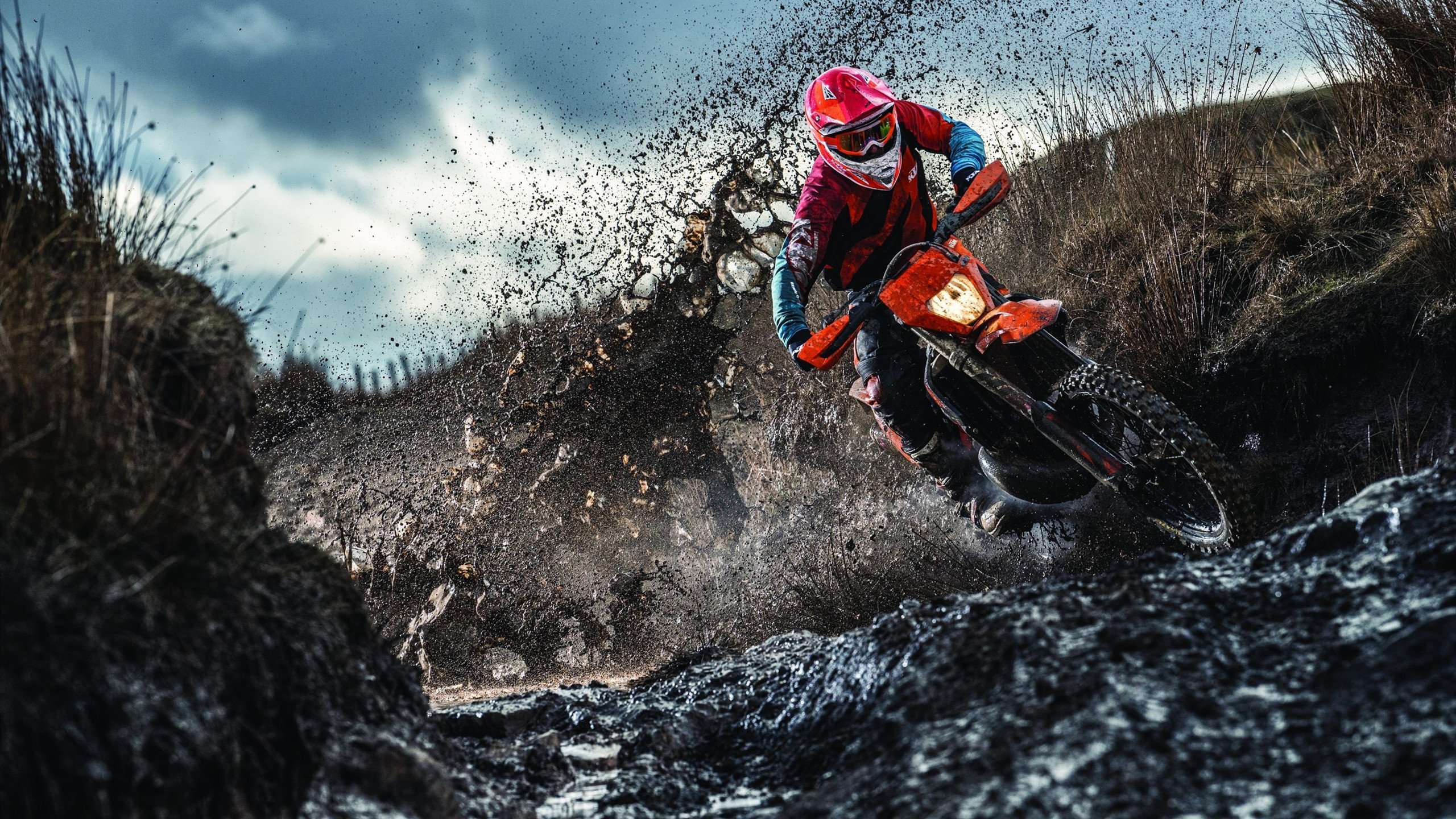 全国田径冬训营拉开帷幕，国家队主力全员参与，田径队冬训计划